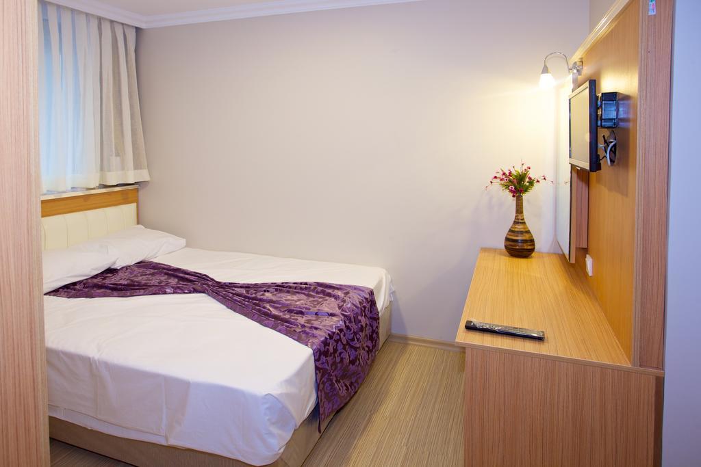 Hotel The Ferah Istanbul Room photo